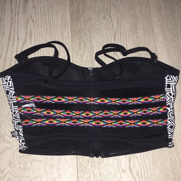 Bathing suit top - Picture 2 of 3